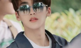 何洛洛在线吃瓜,揭秘娱乐圈幕后故事