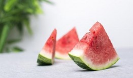 梦见偷瓜吃西瓜,偷瓜吃瓜的奇幻之旅