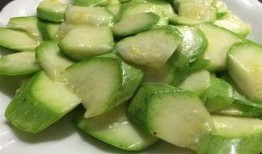 葫芦瓜煮汤怎么吃最好,养生美味两不误的佳肴体验