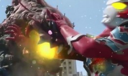 奥特曼被怪兽吃瓜,惊险逃脱吃瓜危机