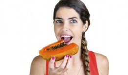 女子吃瓜出事,险些丧命！