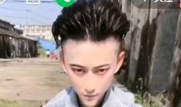 小伙发明自动吃瓜,小伙发明自动吃瓜神器，轻松享受夏日清凉