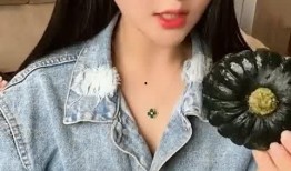 美女主播吃冰淇淋瓜,美女主播挑战冰淇淋瓜大作战