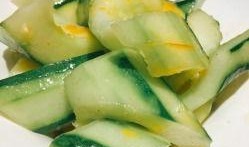 淮海中路吃瓜,繁华街头的一碗吃瓜盛宴