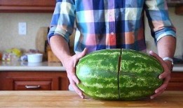 超级无敌搞笑吃瓜视频,笑料横生！超级无敌搞笑吃瓜视频大盘点