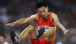 明星综艺跳远吃瓜,吃瓜群众狂欢时刻