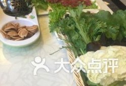 泰山路吃瓜,吃瓜群众的欢乐盛宴