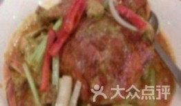 甘肃陇南武都吃瓜,瓜果飘香，尽享夏日田园风情