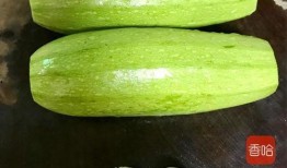 吃甜瓜还是吃蜜瓜热量低,揭秘哪一种更健康低卡