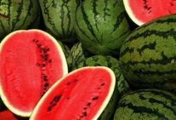 吃瓜跟妆,打造时尚妆容攻略